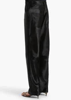 Callum Pant in|Khaite Online